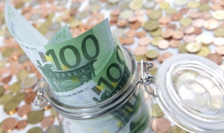 Френски пенсионери съдят Доминик Строс-Кан за измама