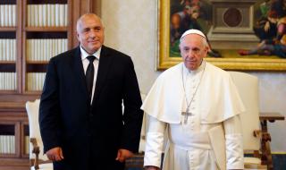 Борисов посреща папа Франциск в София на 5 май