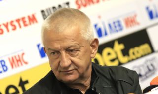 Крушарски настоявал за промени в Локо Пд на среща с треньор