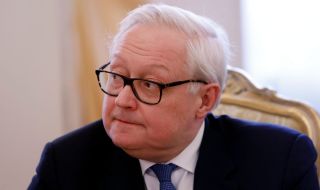 Русия предаде нота на САЩ за спиране на участието си в New START