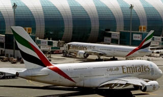 Дрон заземи самолетите на летището в Дубай