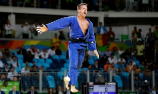 Ступаха олимпийски медалист на Копакабана