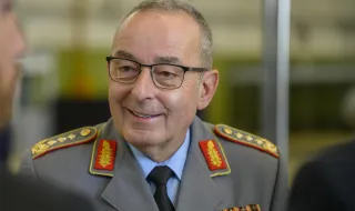 Германски генерал призова гражданите да се подготвят за участие в отбраната на страната