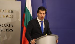 Петков посреща в София председателя на ЕК Урсула фон дер Лайен