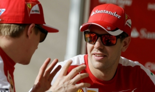 Фетел ще стартира първи в Сингапур