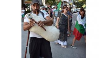 Валери Симеонов отиде на протеста в Асеновград