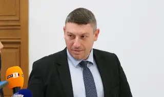 Вътрешната комисия изслуша изпълняващия функциите председател на ДАНС Деньо Денев