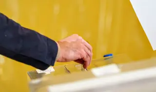 ГЕРБ, ПП-ДБ и "Антикорупционен блок" откриват предизборните си кампании