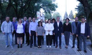 Корнелия Нинова: Управляващите крият каква тесла готвят за българите от 2024 година