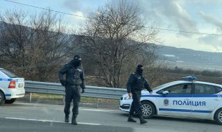 Васил Божков: Достойно заплащане за служителите на МВР