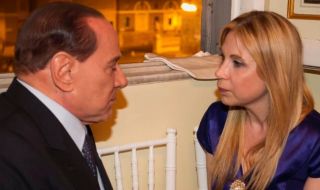 Ще наследи ли гадателката на Берлускони част от богатството му?