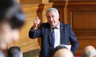 НФСБ: Казина и игрални зали да има само в курорти и по границата