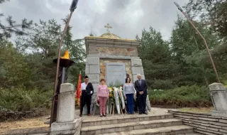 Потомци на тракийски бежанци почетоха жертвите край Маджарово