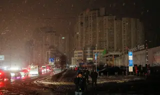 Хиляди домове в Киeв остават без отопление при температура -15 градуса