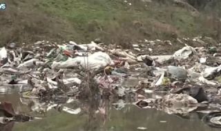 Чистят тонове боклуци в язовир "Огоста"