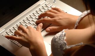 Заложете на секс с някой от "орбитата"