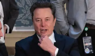 Elon Musk is surprised by the lack of assassination attempts against Biden and Harris 