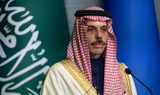 Saudi Foreign Minister Calls for Lifting of Sanctions on Syria 