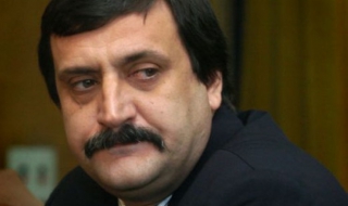 Генерал задържа 32 имигранти в Странджа