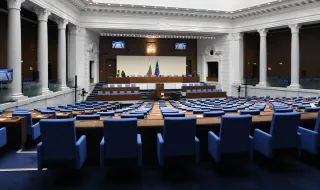 Парламентът отхвърли по-високи минимални заплати за лекарите