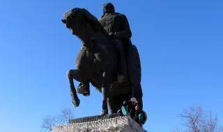 Костите на Самуил се връщат в България от Гърция, а Северна Македония е готова да ни „даде“ на Аспарух