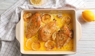 Рецепта за вечеря: Пиле с лимон и бяло вино