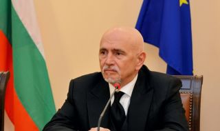 Събев: Бъдещето на България при превоза на пътници и товари е на релси