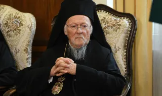 Вартоломей и Даниил участват в литургия в София