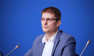 Михайлов: 4200 тона българско оръжие са изнесени за Украйна с подписа на Нинова