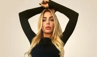На бившата на Тоти й сложиха пръстен