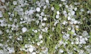 Невиждана буря с градушка помете български град