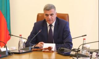 Янев назначи двама нови заместник-министри