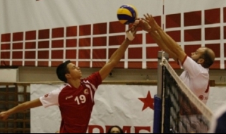 Нефтохимик и Монтана с победи в Суперлигата