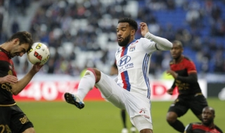 Ювентус се прицели в звездата на Олимпик (Лион)