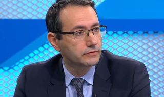Никола Янков: Страховете за еврото бяха подклаждани активно с огромно количество пари