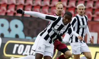 Левски чака положителен отговор и от Хуан Переа