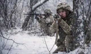 Le Monde: Украйна се готви да воюва още 5-10 години; никой не вярва в преговорите на Тръмп