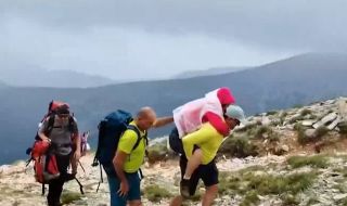 За да помогнат на пострадала жена: Планински спасители проведоха 7-часова спасителна акция