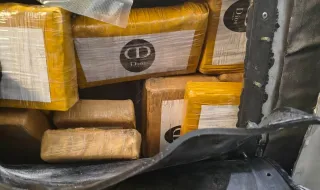 На ГКПП Лесово пресякоха международен канал за трафик на наркоци за над €2,2 млн. СНИМКИ+ВИДЕО