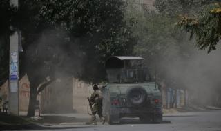 Талибани отвлякоха 150 души
