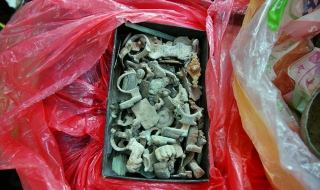 Закопчаха иманяри в момент на сделка