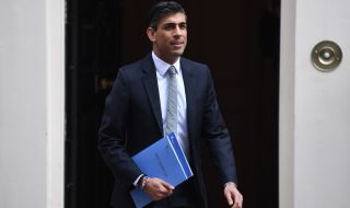 Великобритания влага милиарди в помощ на домакинствата