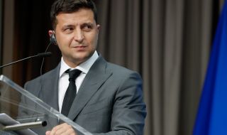 Зеленски отстрани председателя на Конституционния съд