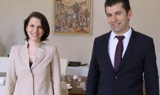 Петков към австрийския министър: Безкомпромисни сме към корупцията