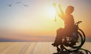 С близо 20% се увеличават помощите за хората с увреждания през 2026 г.