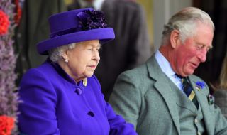 Опасност грози кралицата