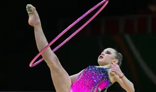 Стилияна Николова се класира за финалите на обръч и на топка на Световно първенство по художествена гимнастика 