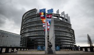 ЕС започна съдебни действия за Полша