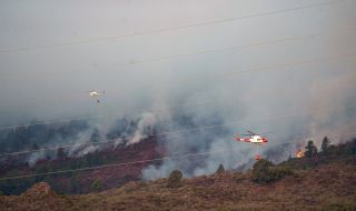 Евакуират четири села на остров Тенерифе