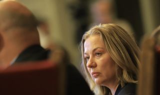Йорданова: Отчитането на главния прокурор е допустим механизъм